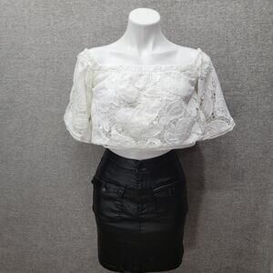 MO&Co LACE OFF THE SHOULDER TOP, SIZE M